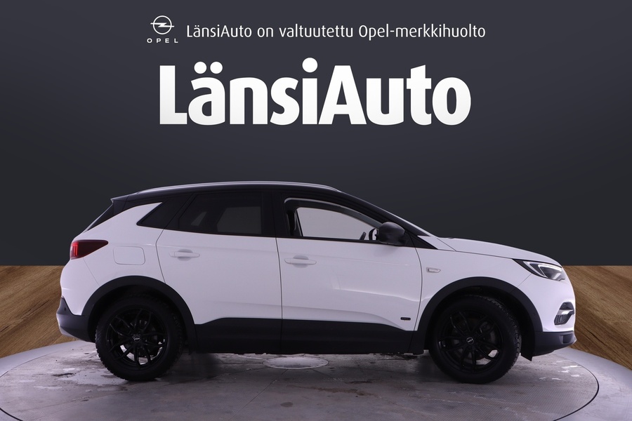 Opel Grandland X vaihtoauto