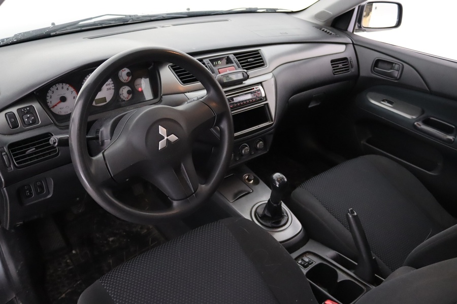 Mitsubishi Lancer vaihtoauto