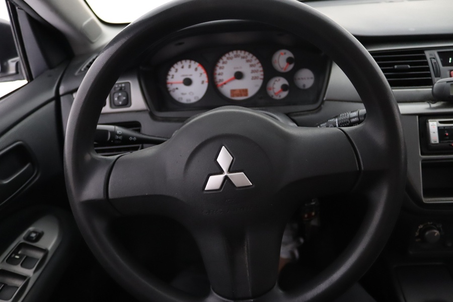 Mitsubishi Lancer vaihtoauto