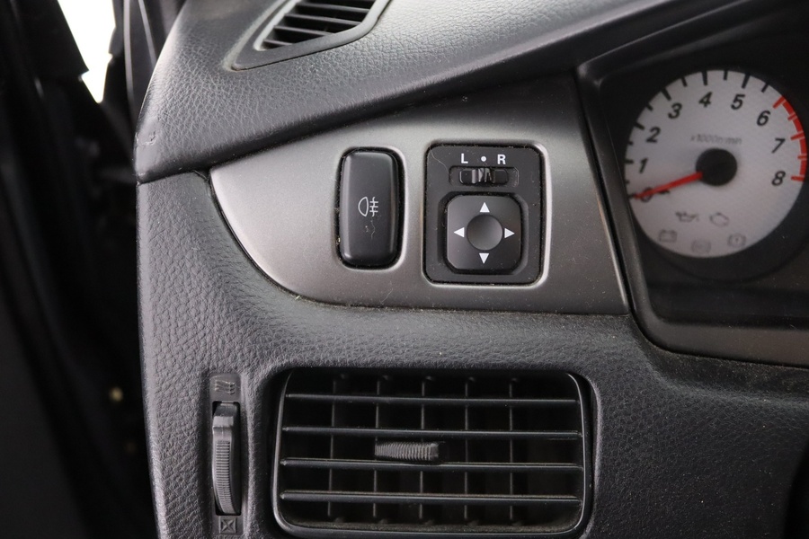 Mitsubishi Lancer vaihtoauto