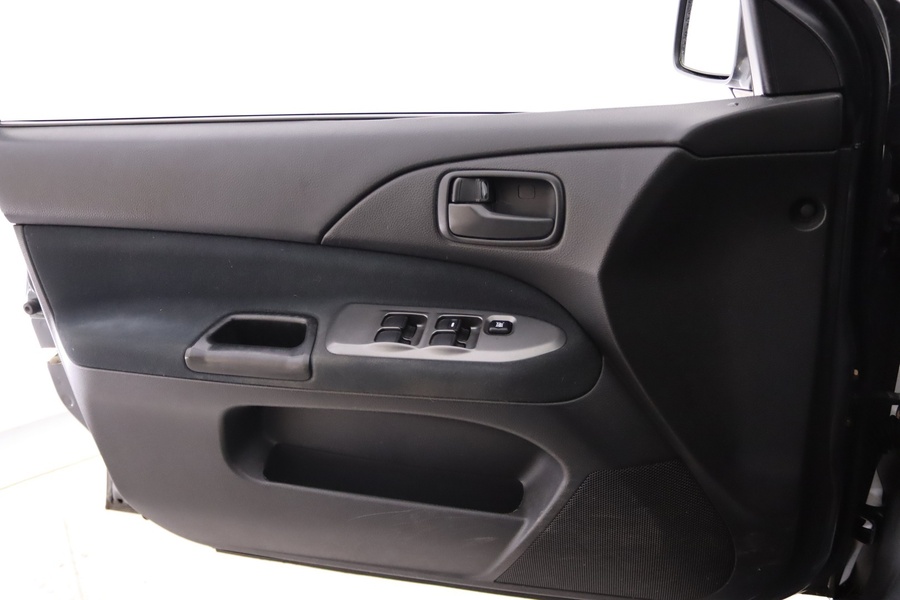 Mitsubishi Lancer vaihtoauto