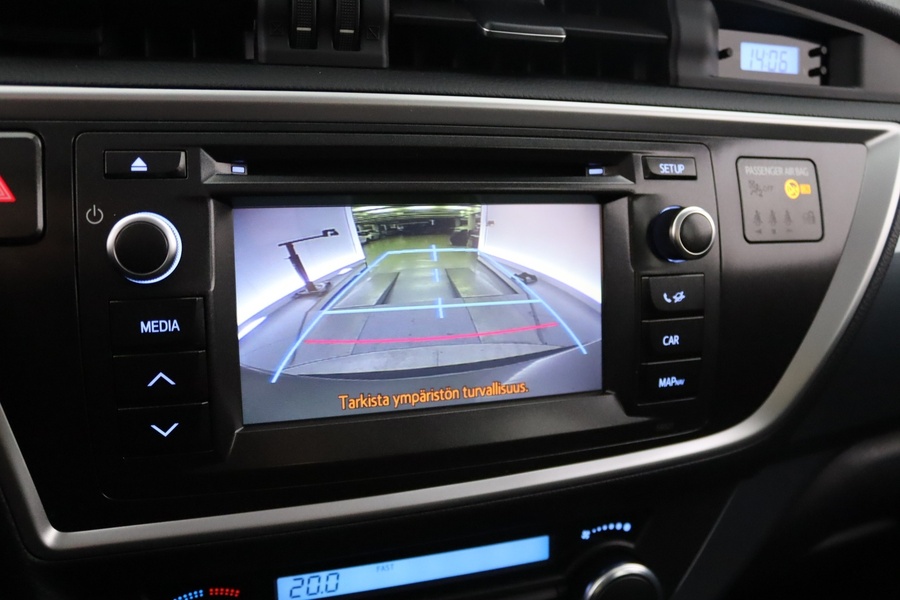 Toyota Auris vaihtoauto