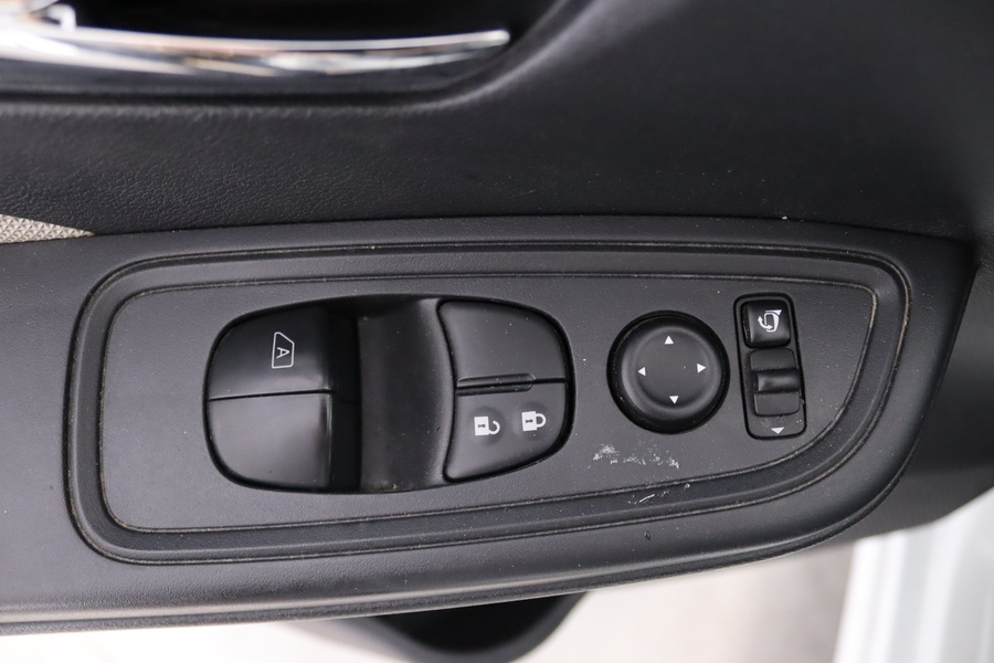 Nissan Micra vaihtoauto