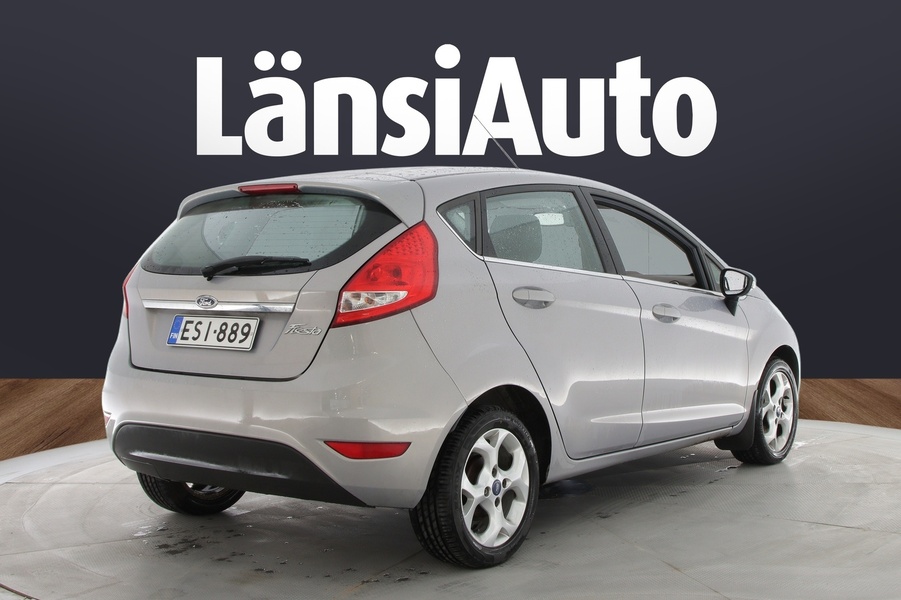 Ford Fiesta vaihtoauto