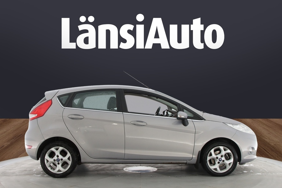 Ford Fiesta vaihtoauto