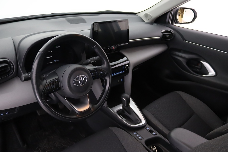 Toyota Yaris Cross vaihtoauto