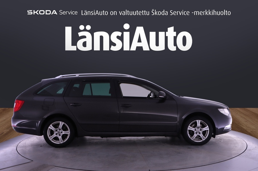 Skoda Superb vaihtoauto