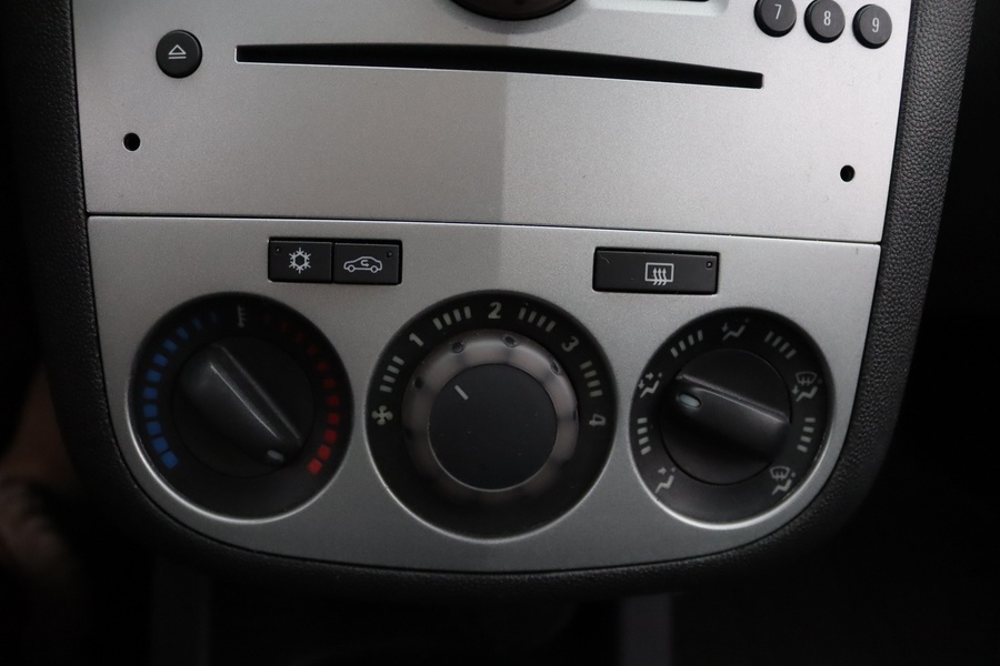 Opel Corsa vaihtoauto