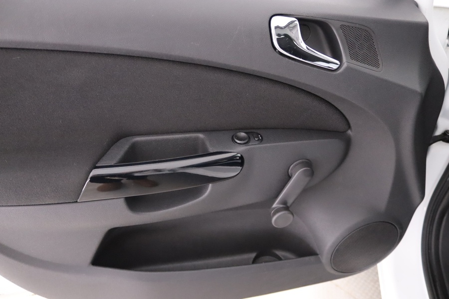 Opel Corsa vaihtoauto