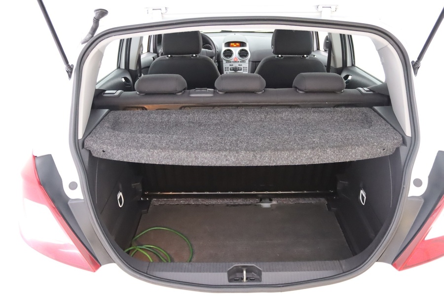 Opel Corsa vaihtoauto