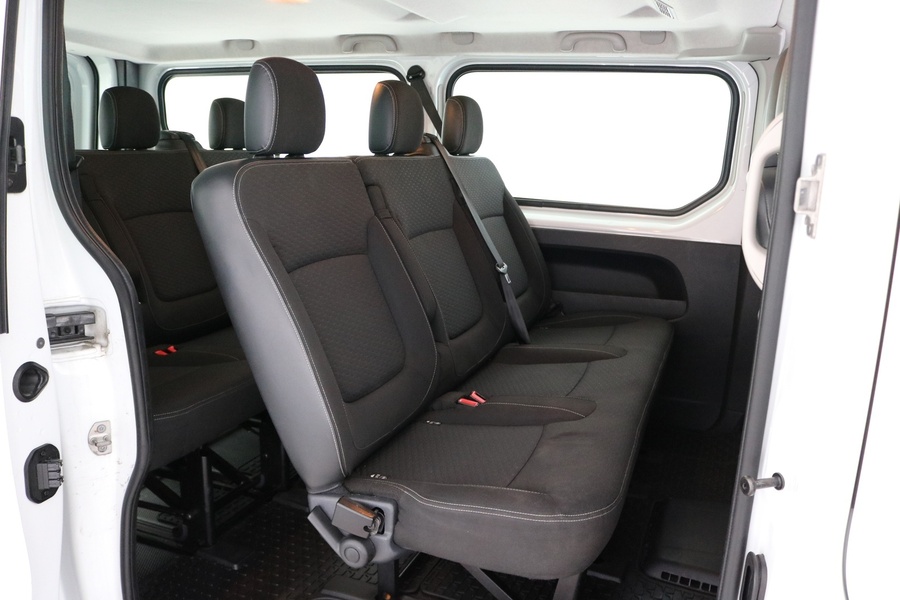 Opel Vivaro vaihtoauto