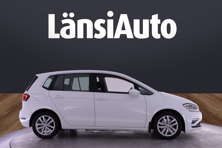 Volkswagen Golf Sportsvan vaihtoauto