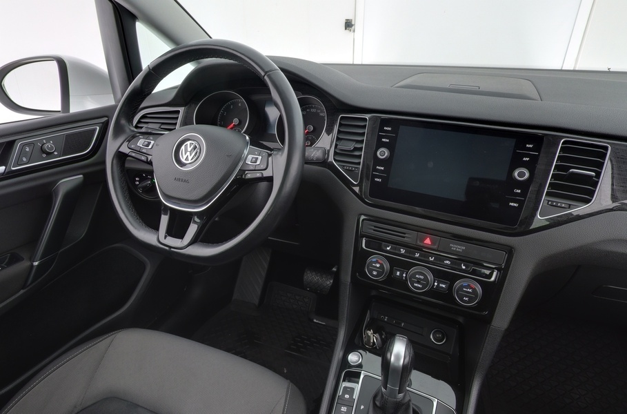 Volkswagen Golf Sportsvan vaihtoauto