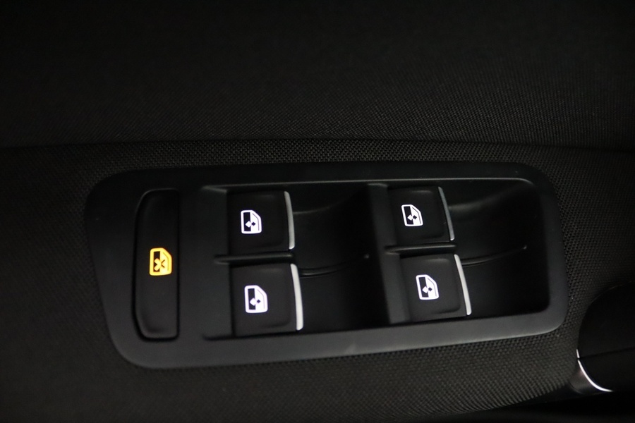 Volkswagen Golf Sportsvan vaihtoauto