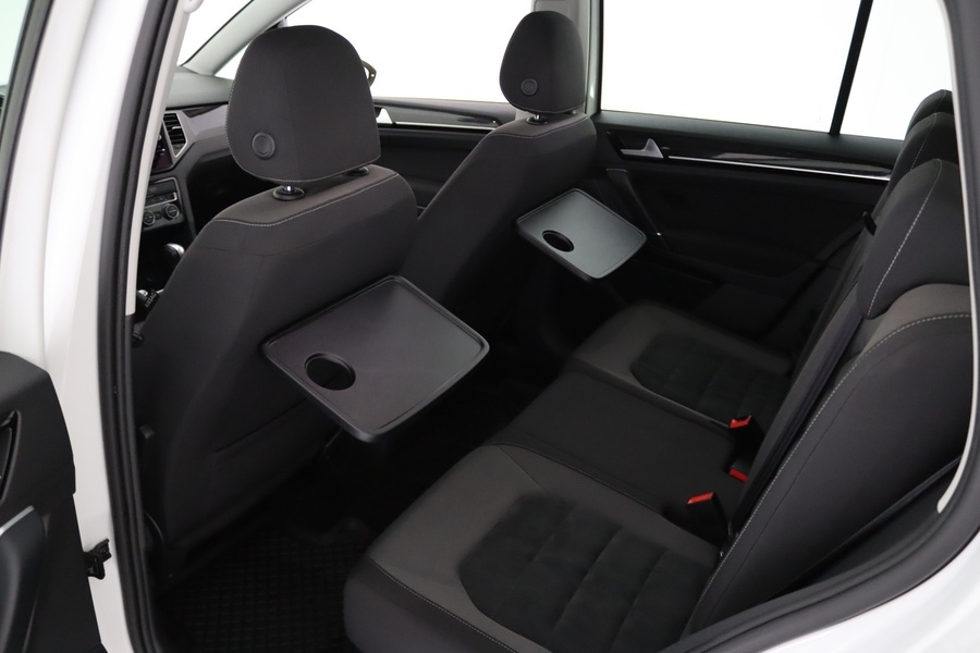 Volkswagen Golf Sportsvan vaihtoauto