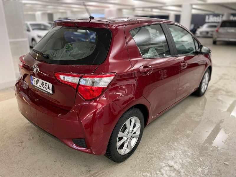 Toyota Yaris vaihtoauto