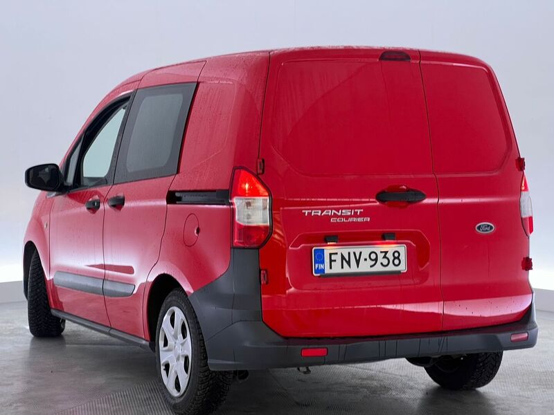Ford Transit Courier vaihtoauto