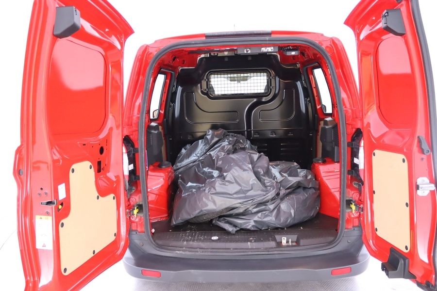 Ford Transit Courier vaihtoauto