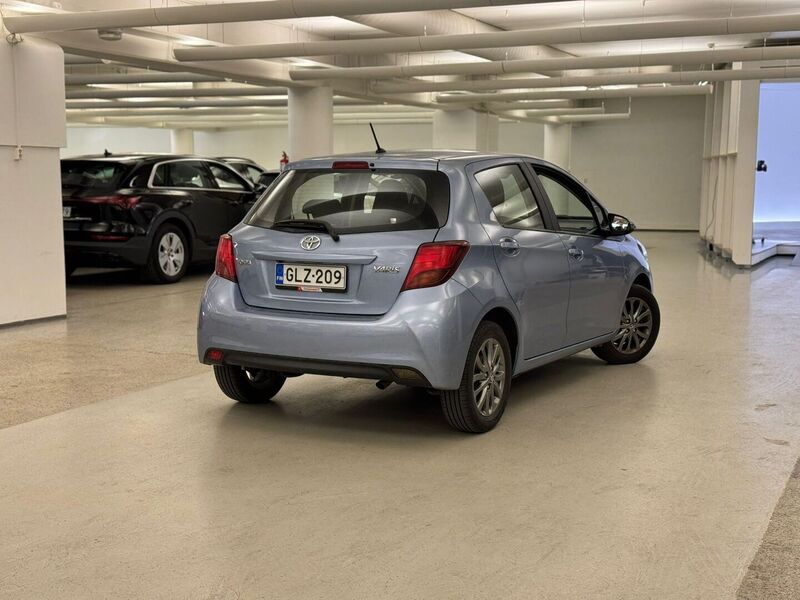 Toyota Yaris vaihtoauto