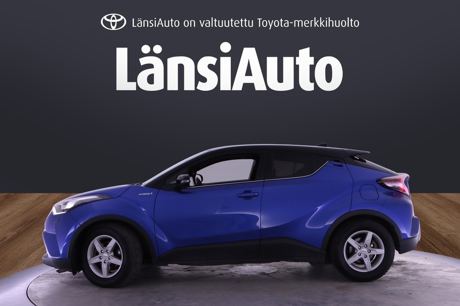 Toyota C-HR vaihtoauto