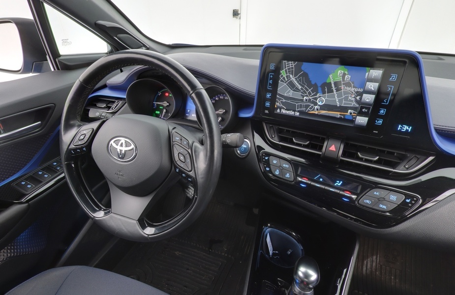 Toyota C-HR vaihtoauto