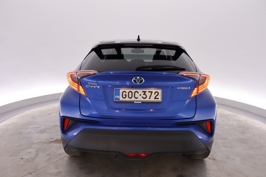Toyota C-HR vaihtoauto
