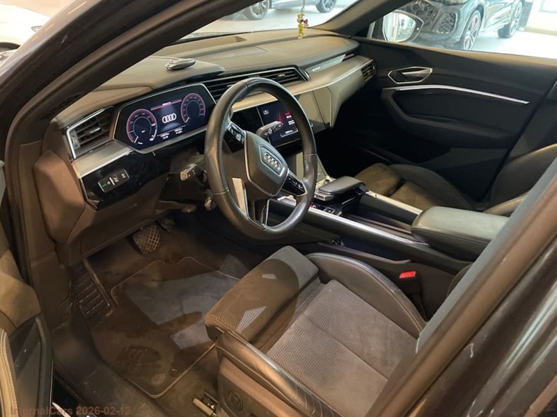 Audi e-tron vaihtoauto