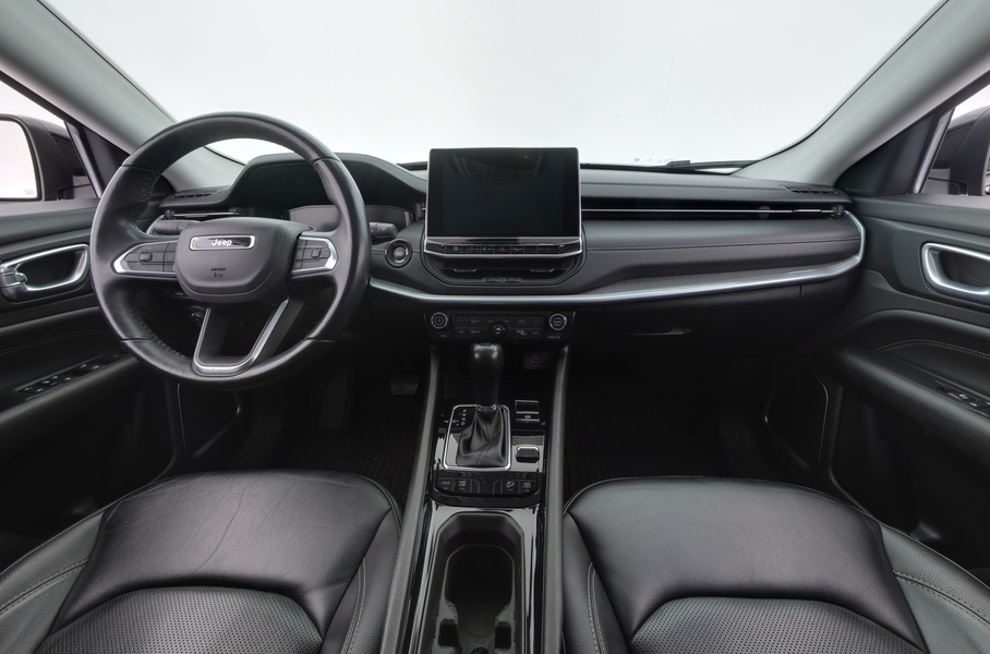 Jeep Compass vaihtoauto