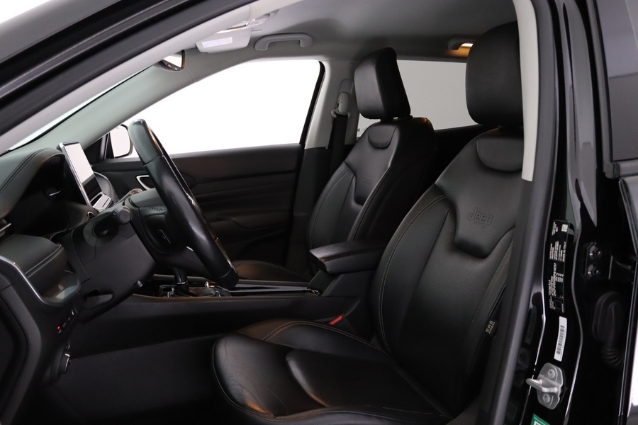 Jeep Compass vaihtoauto