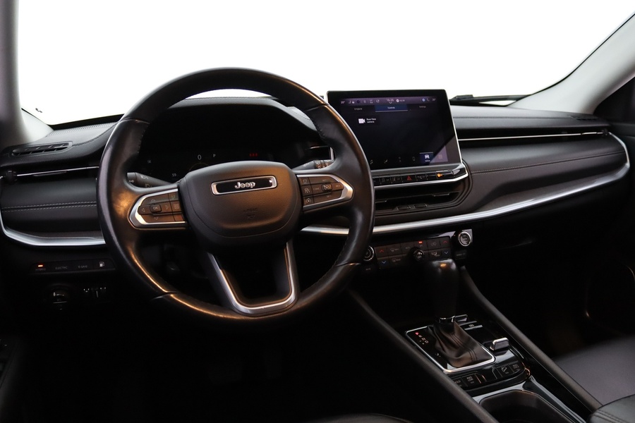 Jeep Compass vaihtoauto