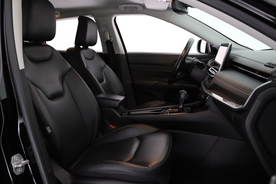 Jeep Compass vaihtoauto