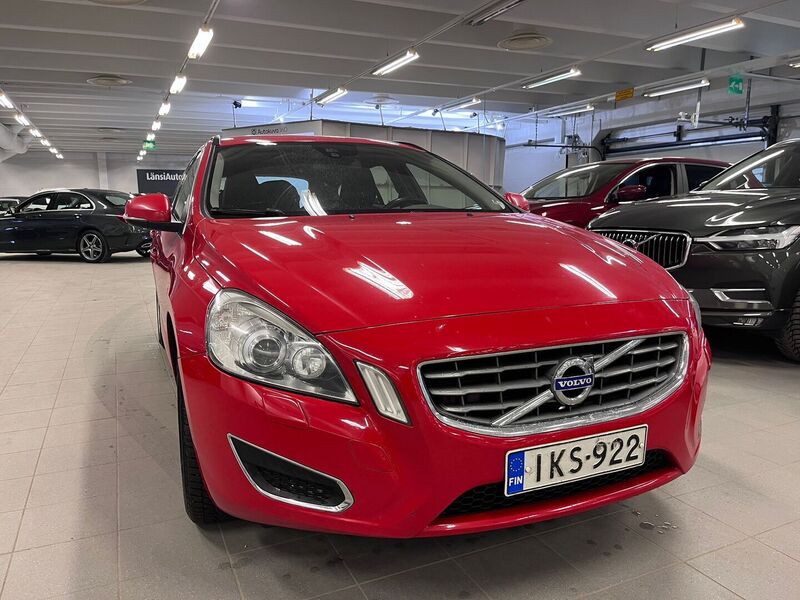 Volvo V60 vaihtoauto