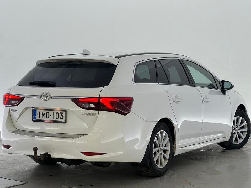 Toyota Avensis vaihtoauto