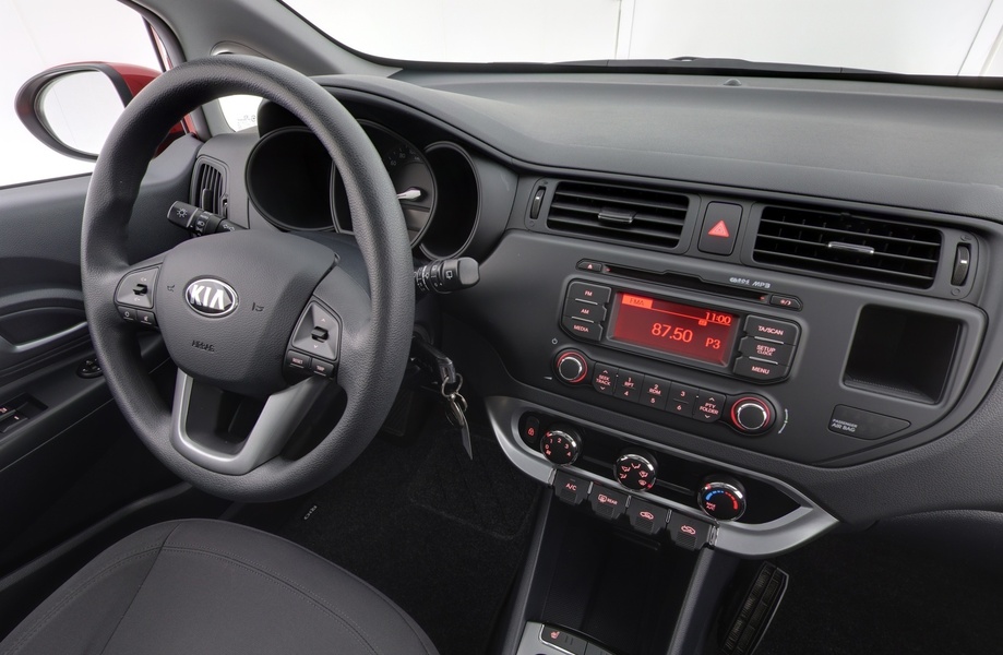 Kia Rio vaihtoauto