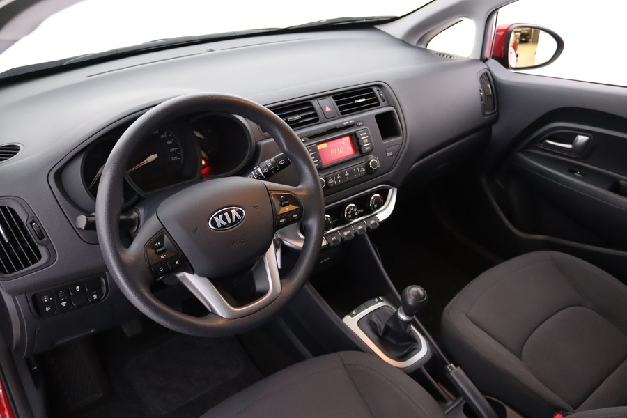 Kia Rio vaihtoauto