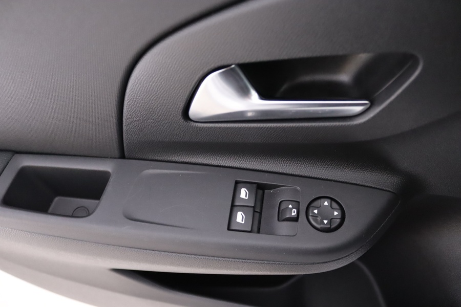 Opel Corsa vaihtoauto