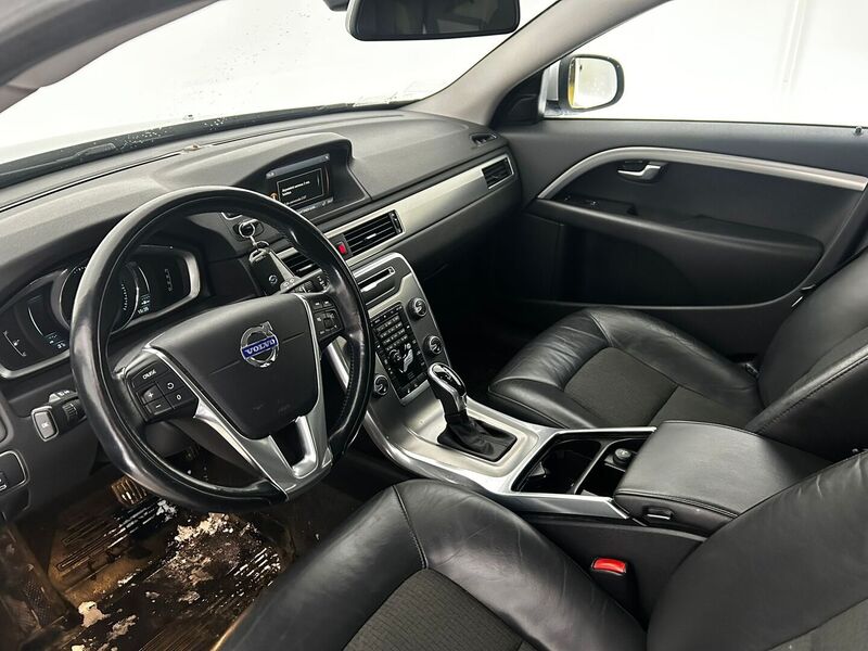 Volvo V70 vaihtoauto