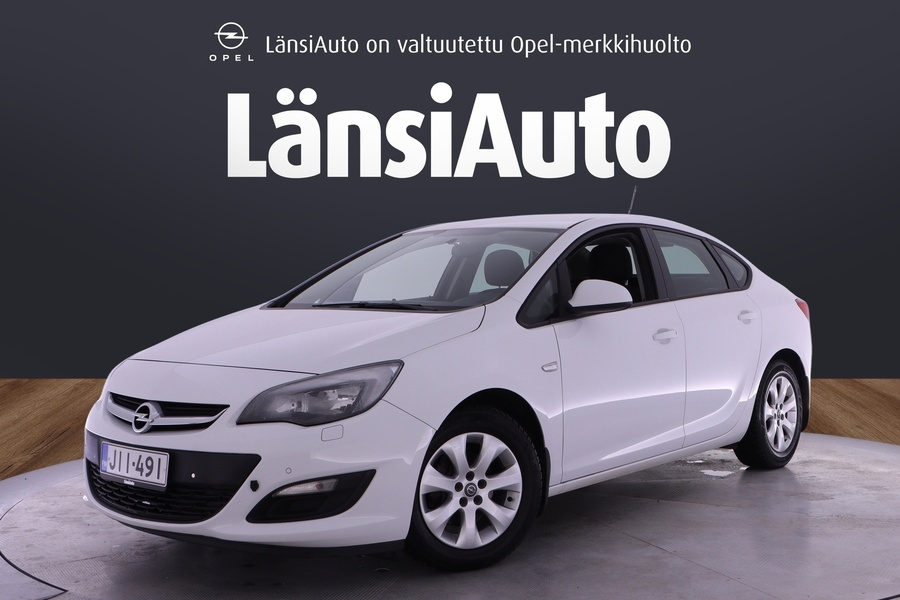 Opel Astra vaihtoauto