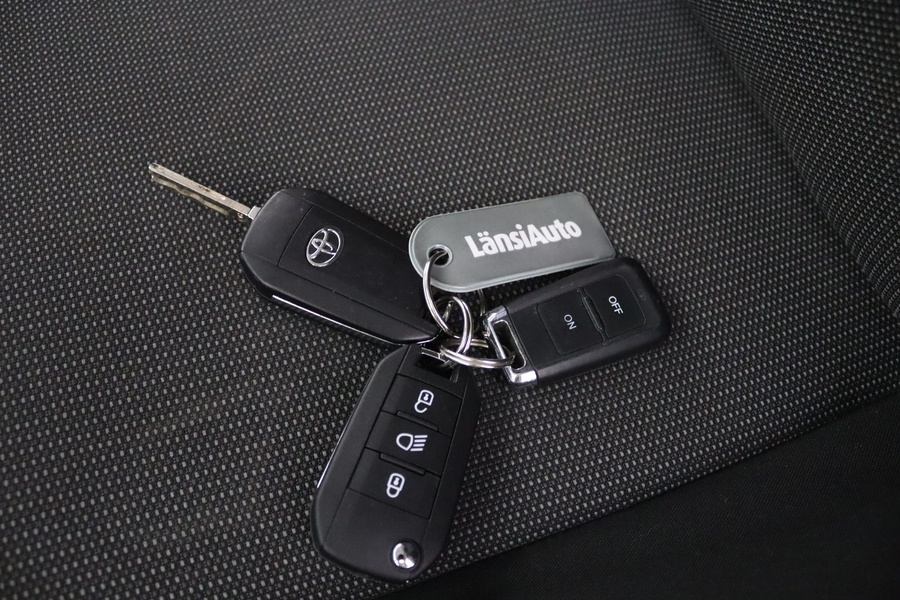 Toyota Proace Verso vaihtoauto