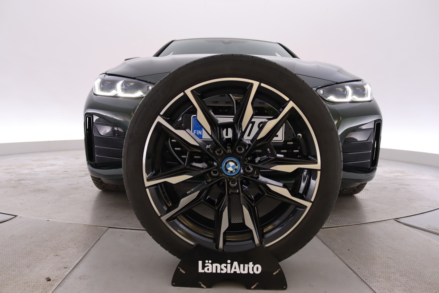 BMW i4 M50 vaihtoauto