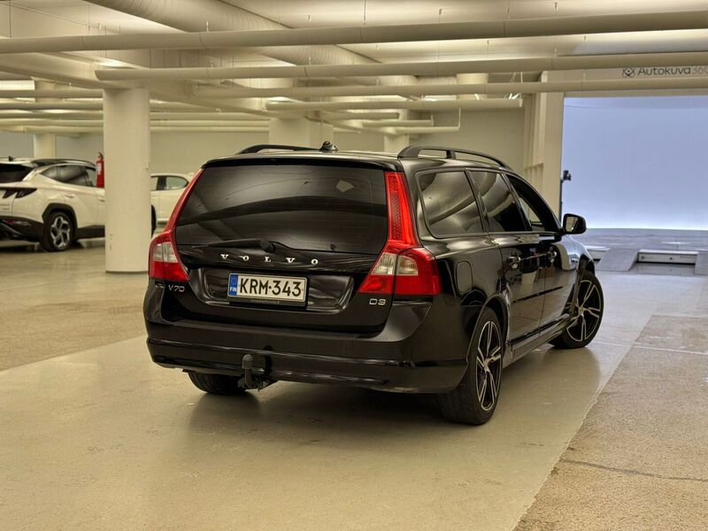 Volvo V70 vaihtoauto