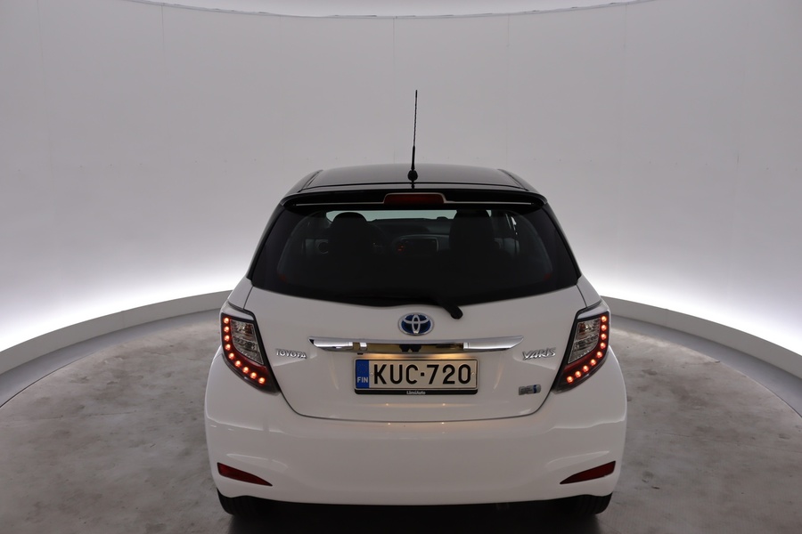 Toyota Yaris vaihtoauto