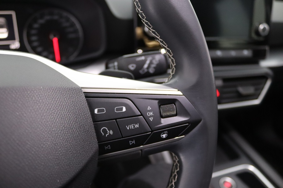 SEAT Leon Sportstourer vaihtoauto