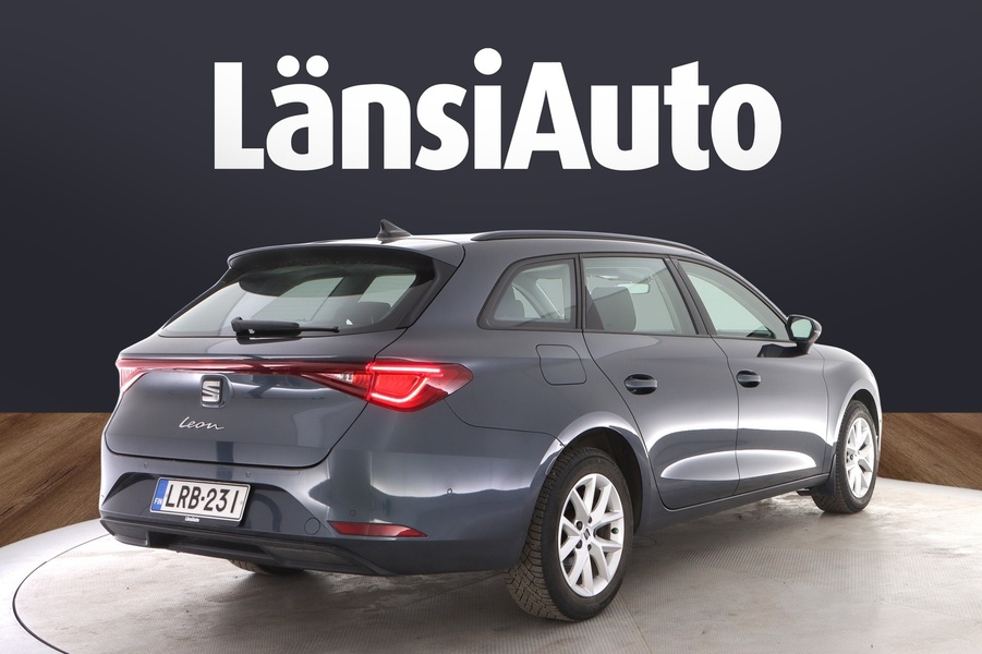 SEAT Leon Sportstourer vaihtoauto