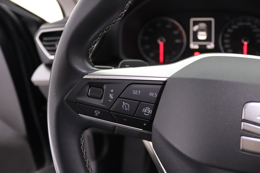 SEAT Leon Sportstourer vaihtoauto