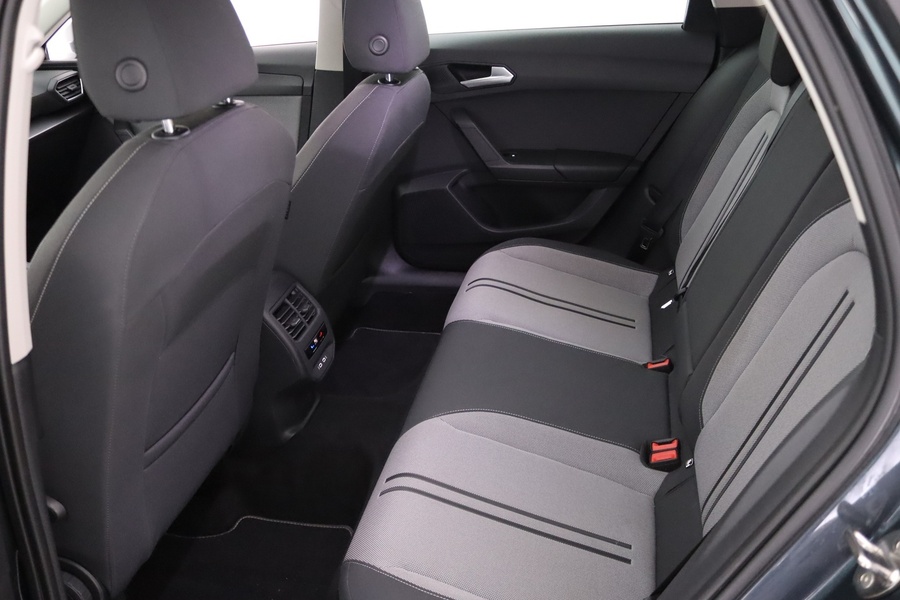 SEAT Leon Sportstourer vaihtoauto