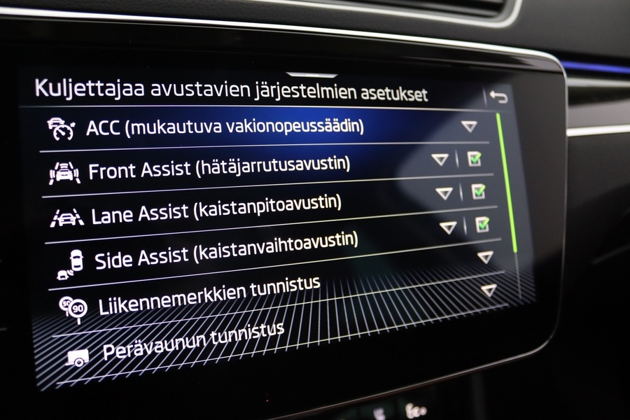 Skoda Superb vaihtoauto