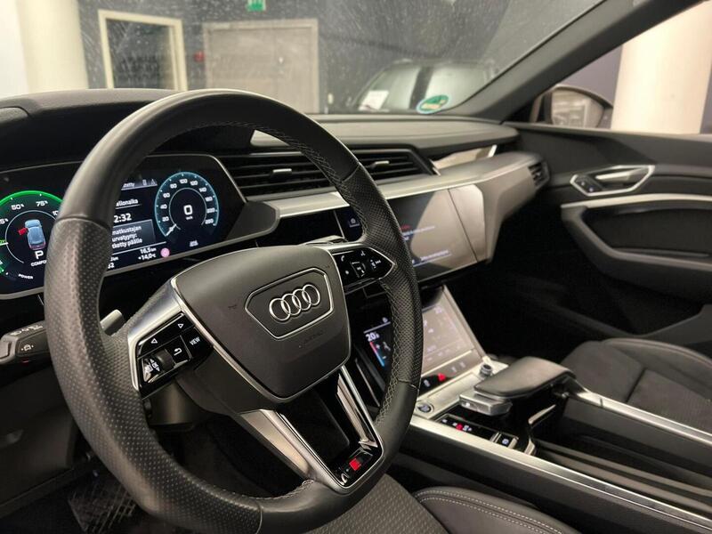 Audi e-tron vaihtoauto