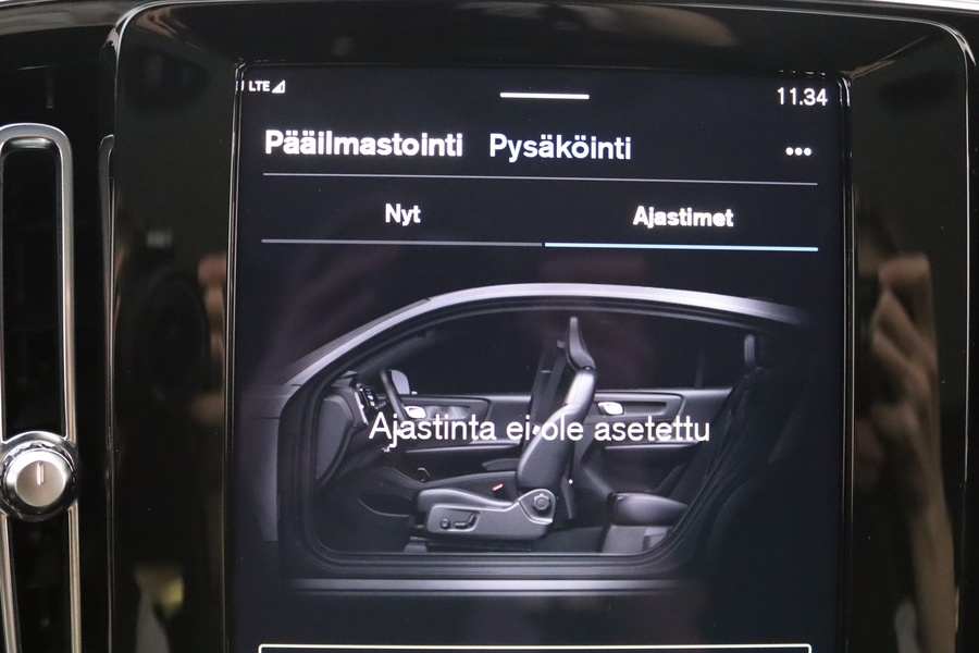 Volvo C40 vaihtoauto