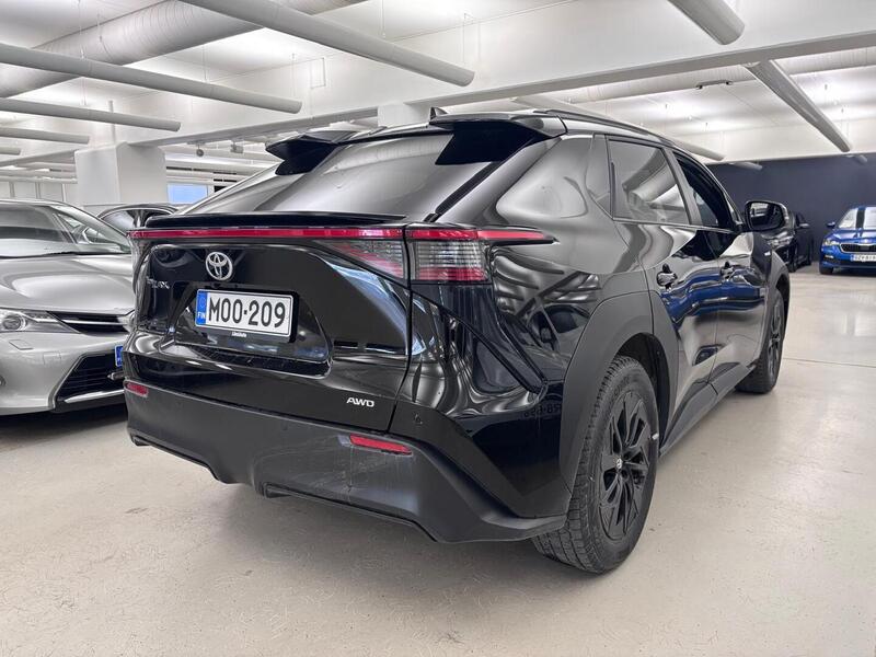 Toyota bZ4X vaihtoauto